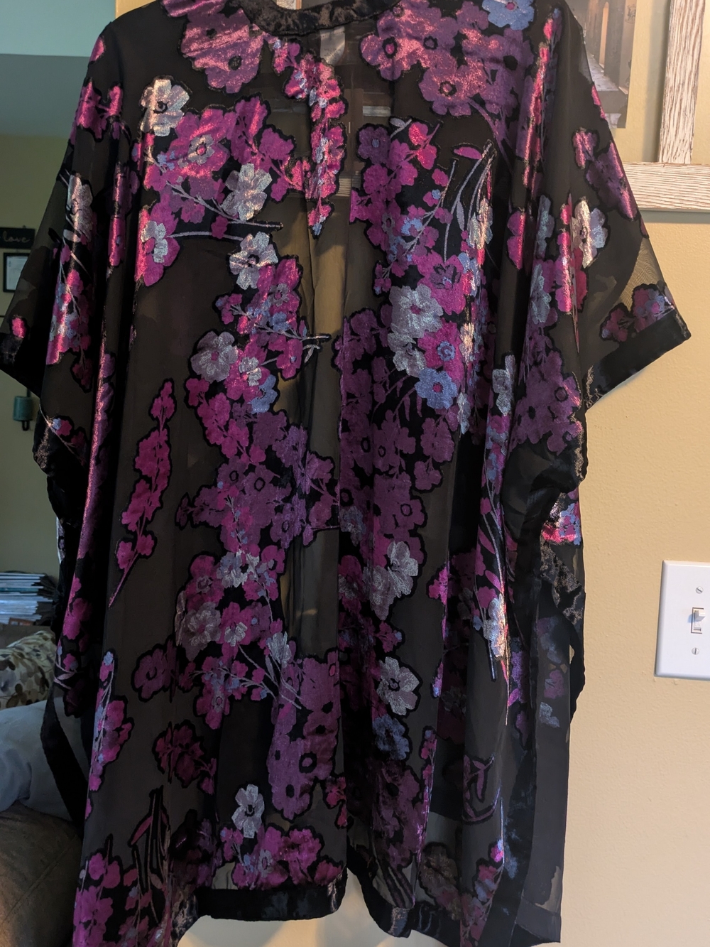J.Jill Floral Ruana in Black & Pink/Plum NWT - Picture 2 of 4